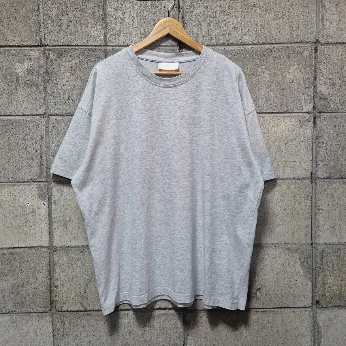 H&M Short Sleeve T-Shirt XL (Burn 432)