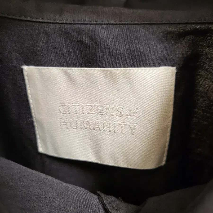 CITIZENS of HUMANITY 셔츠