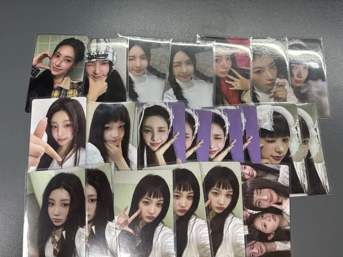 Eyelet yoona min moka wonhee iroha photocard photocard album weverse