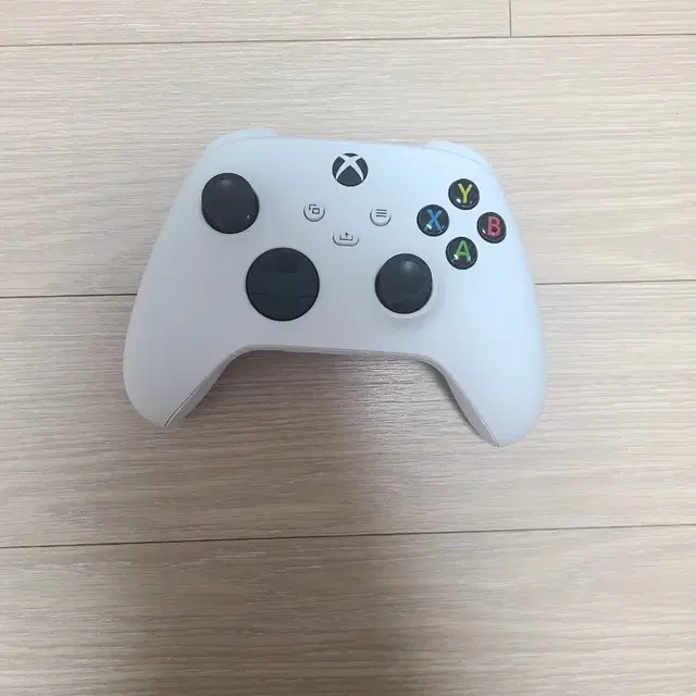 Xbox 4세대 무선 컨트롤러