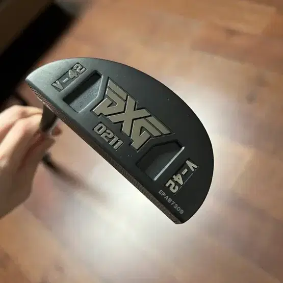 pxg 0211 v-42 퍼터 말렛 33인치