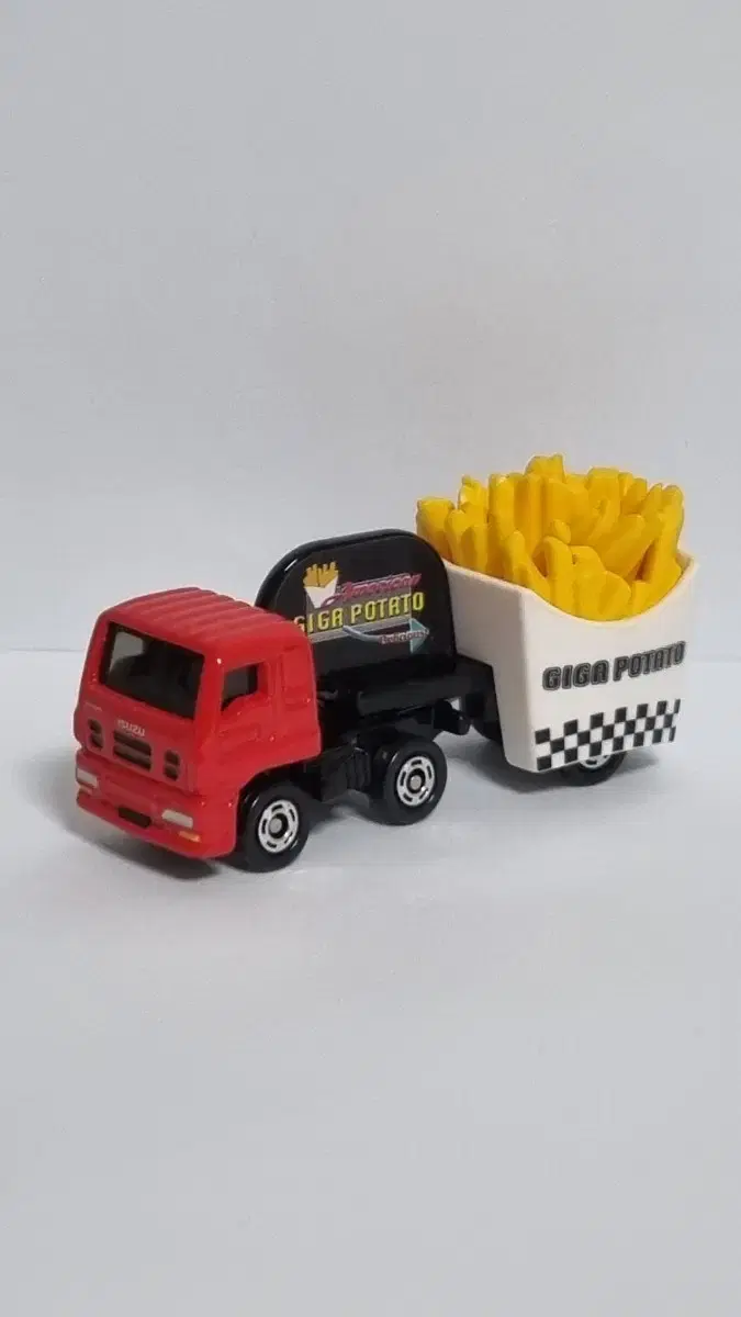 (Discontinued) Tomika No. 55 Isuzu Giga Fried Potato Car