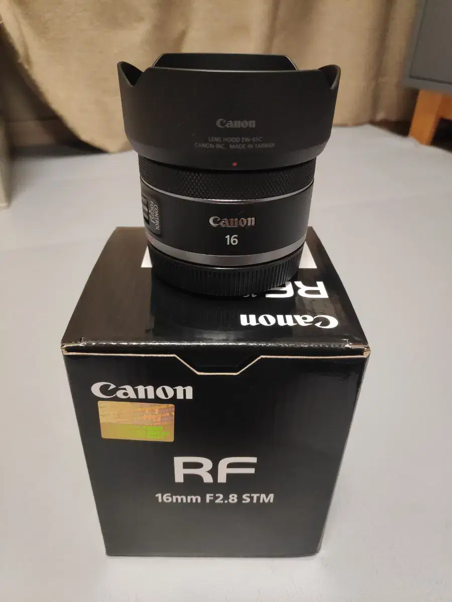 캐논 RF 16mm 2.8 + 정품후드