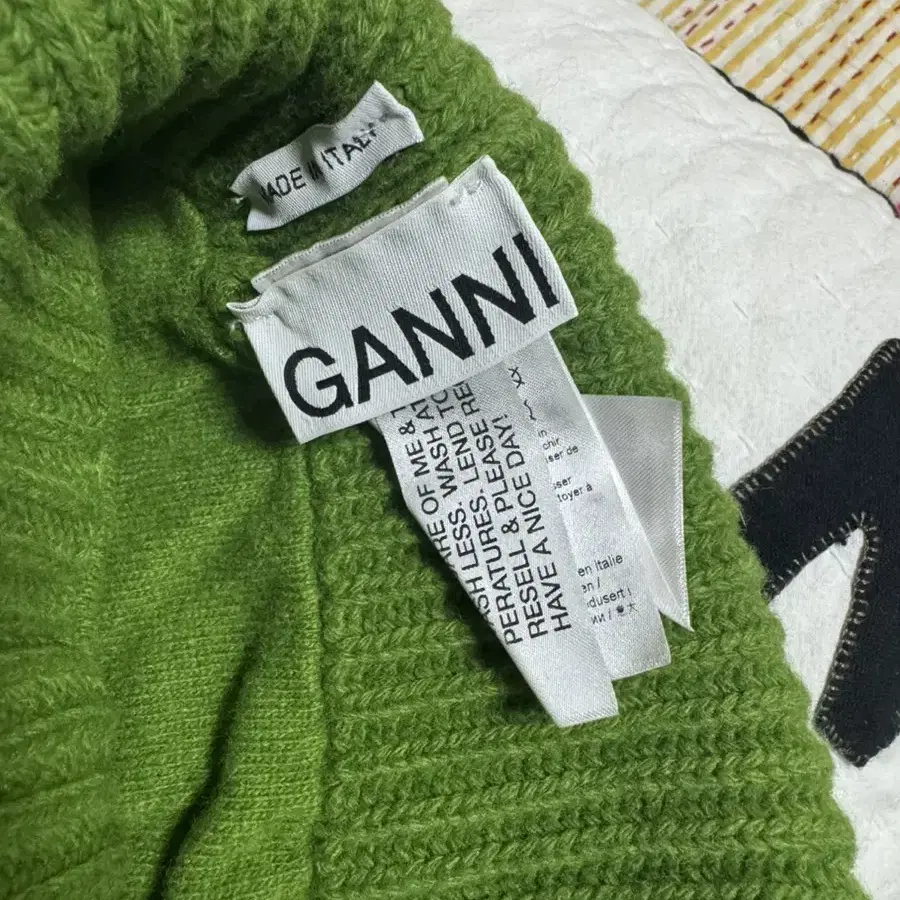 Ganni 모자