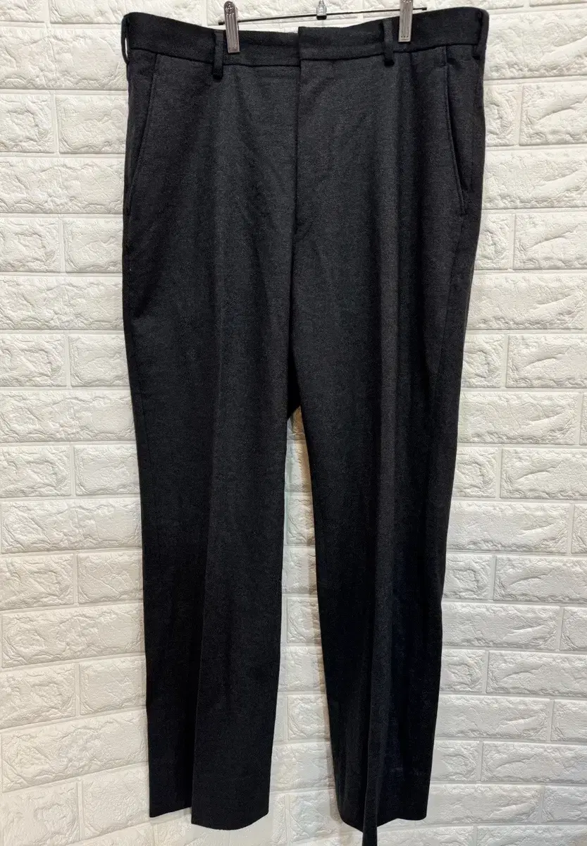 Uniqlo U Slacks Pants