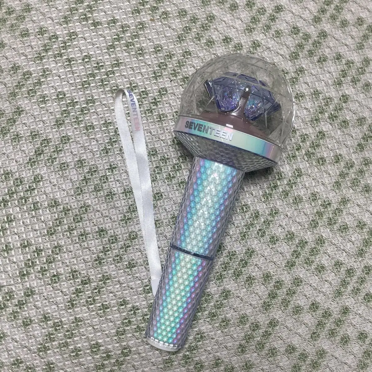 Carat Bong seventeen lightstick 2nd gen wts I sell it