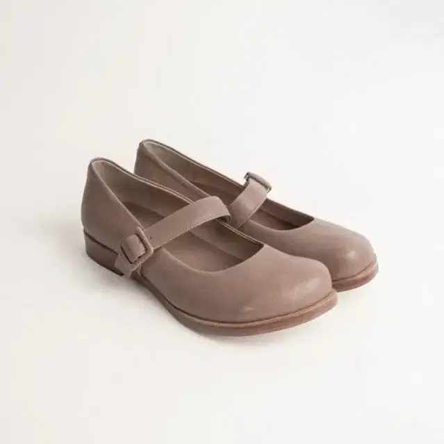 Lemels 레멜 스트랩로퍼 soft tan 250