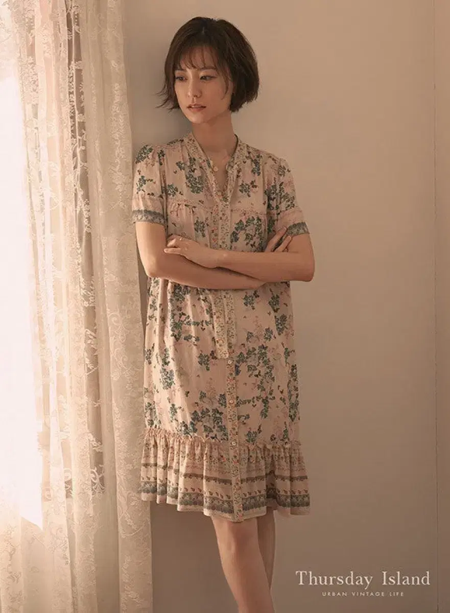 THIRD DAY ISLAND Jung Jungmi Short Sleeve Chiffon ONEPIECE