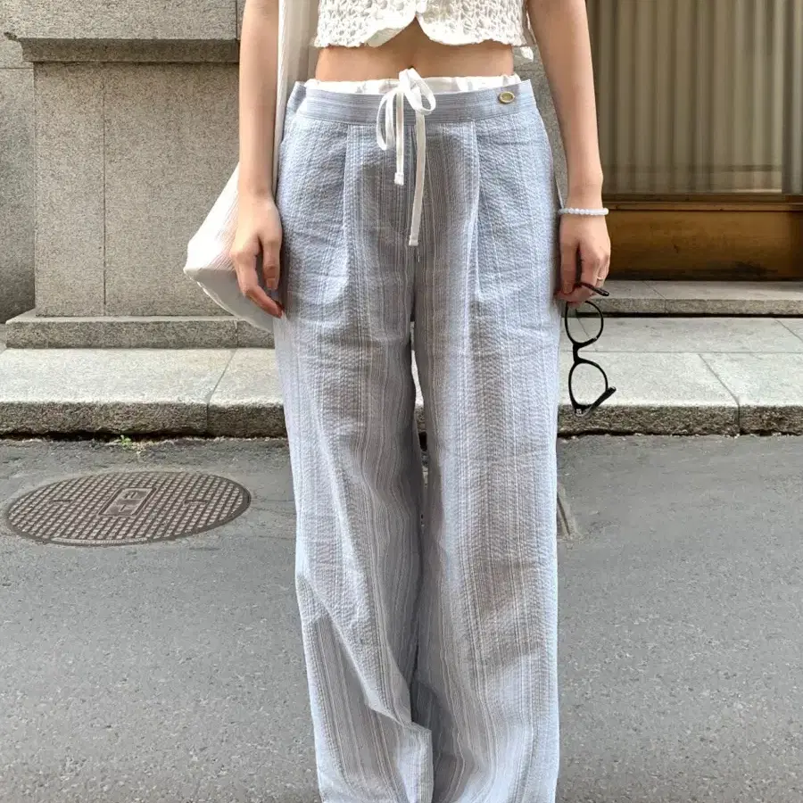 프릴리 DV. Pintuck Stripe Linen Pants