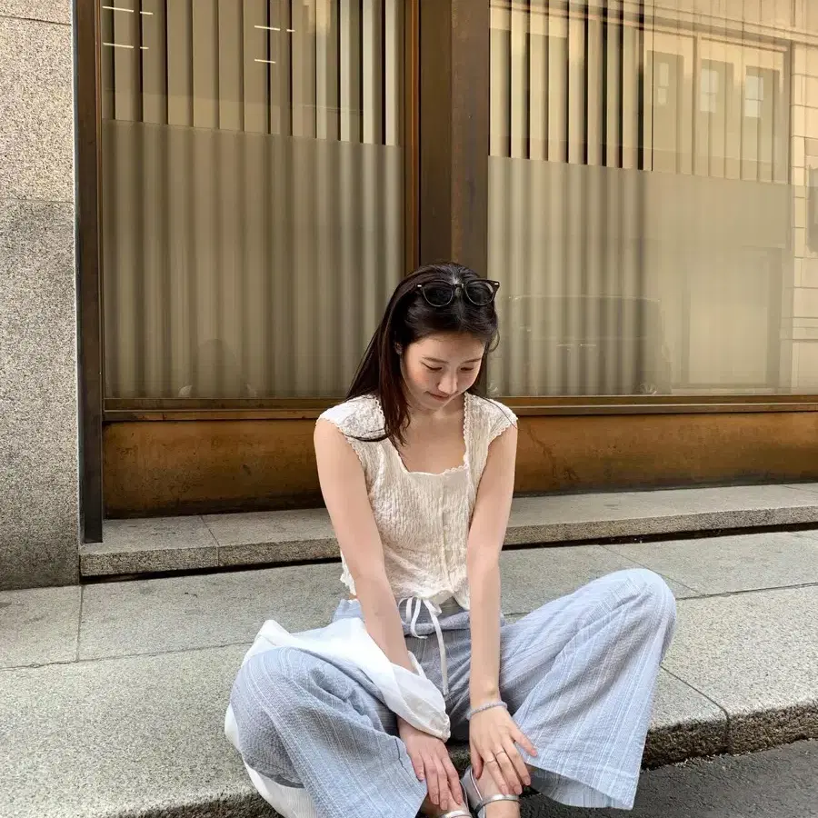 프릴리 DV. Pintuck Stripe Linen Pants