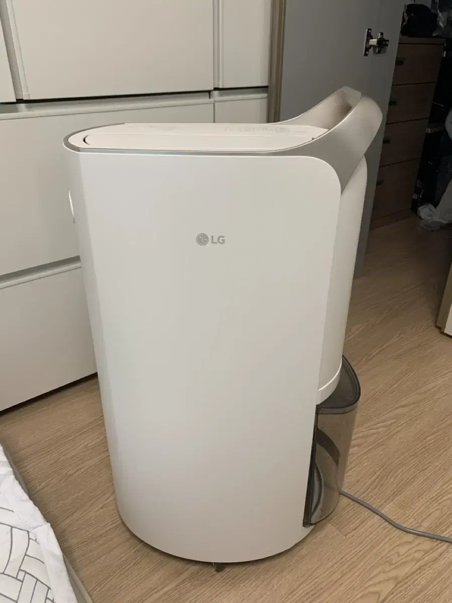 LG 휘센 오브제컬렉션 제습기20L DQ203PECA.AKOR