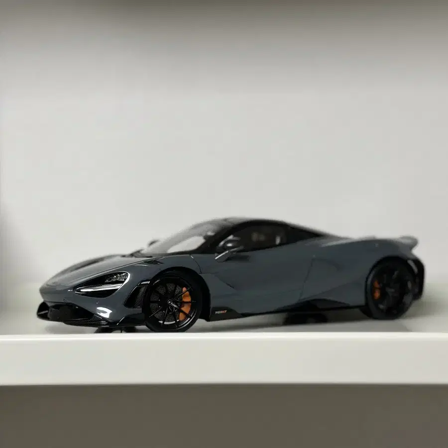 1:18 오토아트,HPD 맥라렌 720s, 765lt 판매