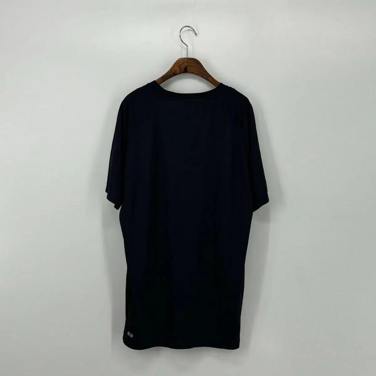 유니클로 기능성 반팔 티셔츠 (XL size / NAVY)