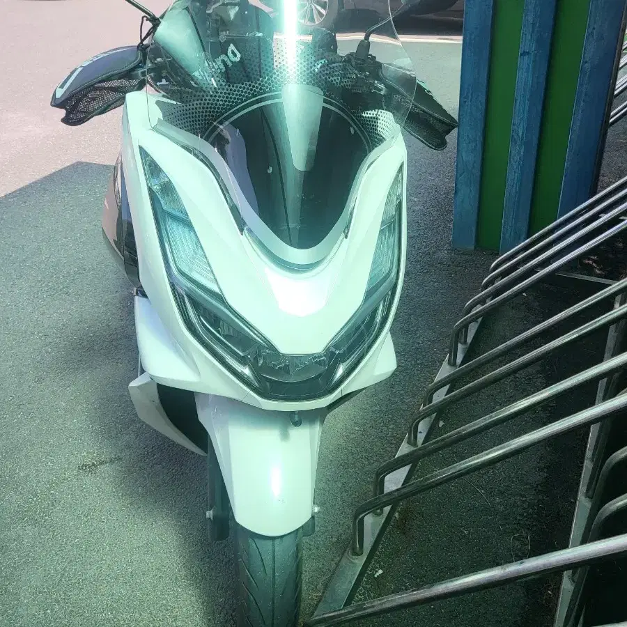 21년식  pcx  1.5만 ---->대차구함