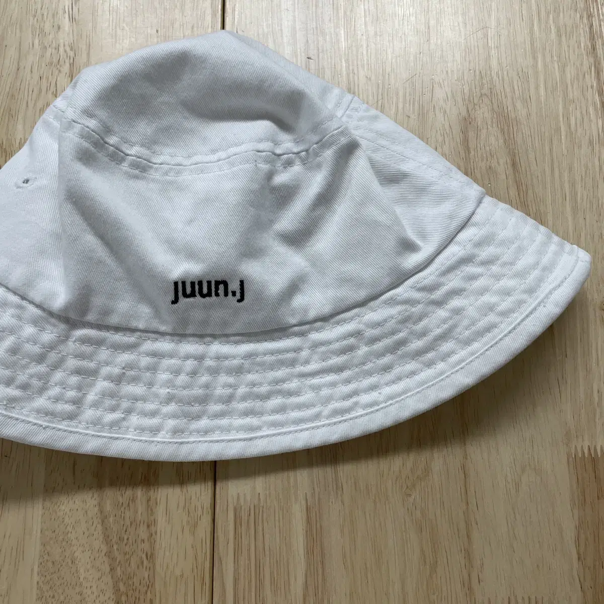 JUUN.J 준지 화이트 버킷햇 F