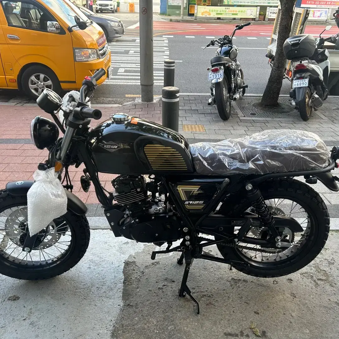 24년식 베넬리 SR125 신차 판매