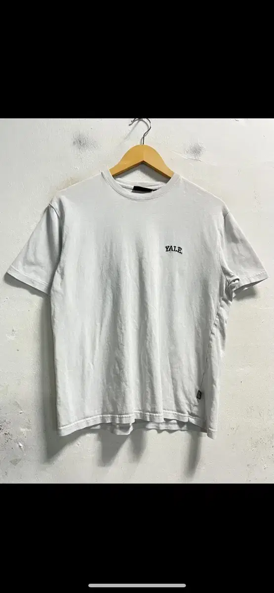 95 YALE Logo Vahn Short Sleeve Tee Genuine