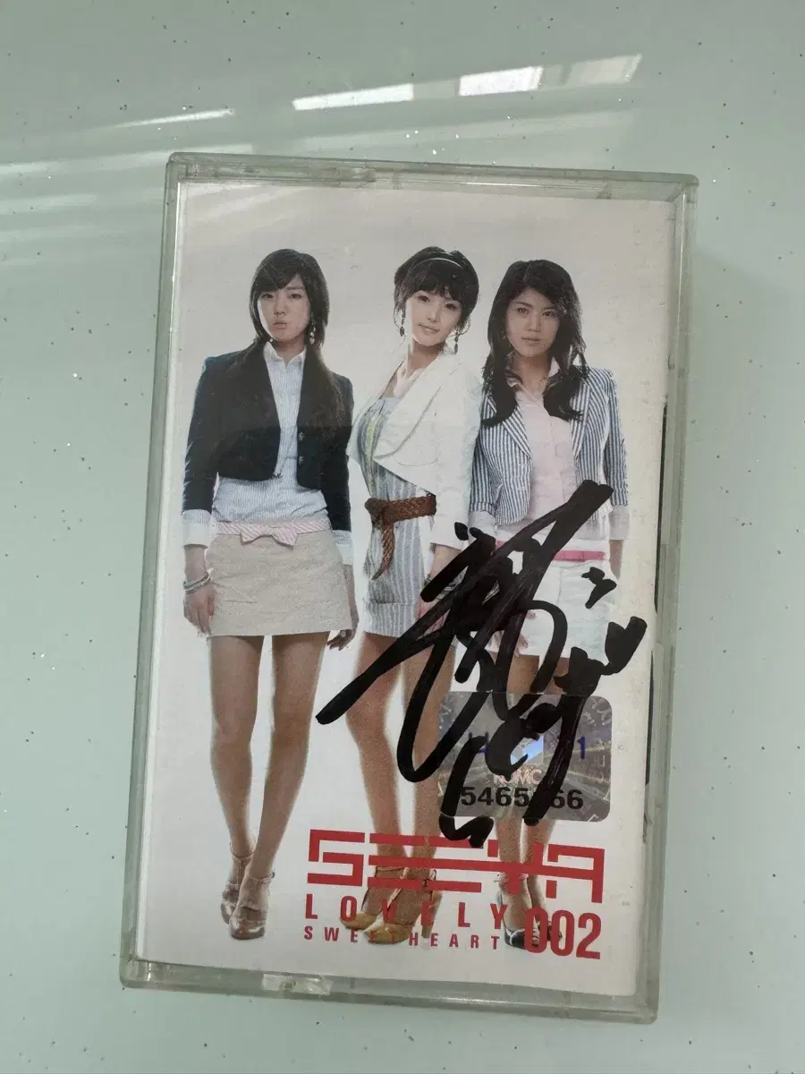 Autographed cassette tape of Seya's 2nd album (Kim Yeonji)