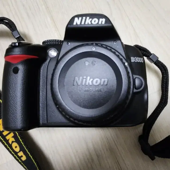 니콘D3000DSLR