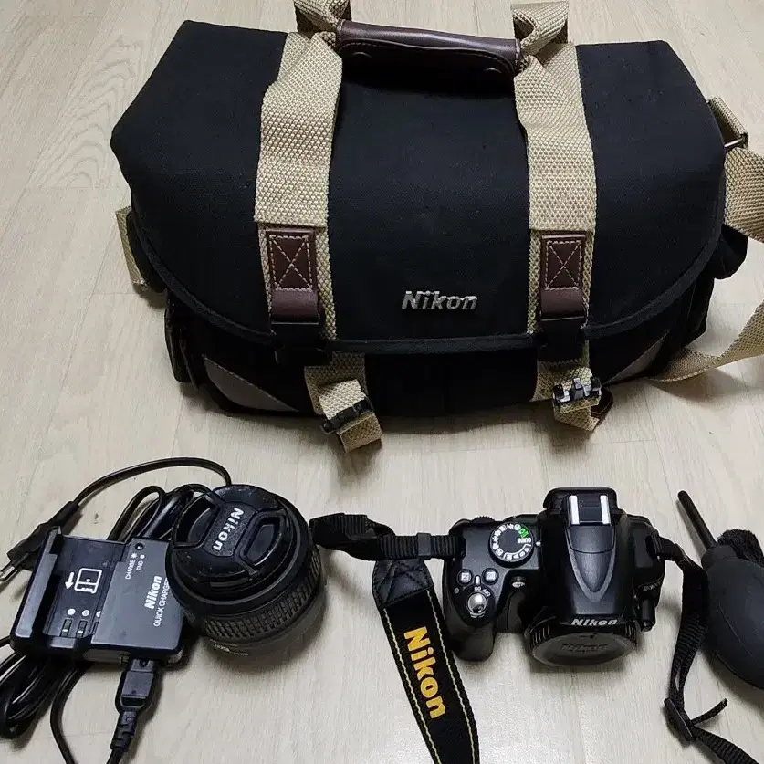 니콘D3000DSLR