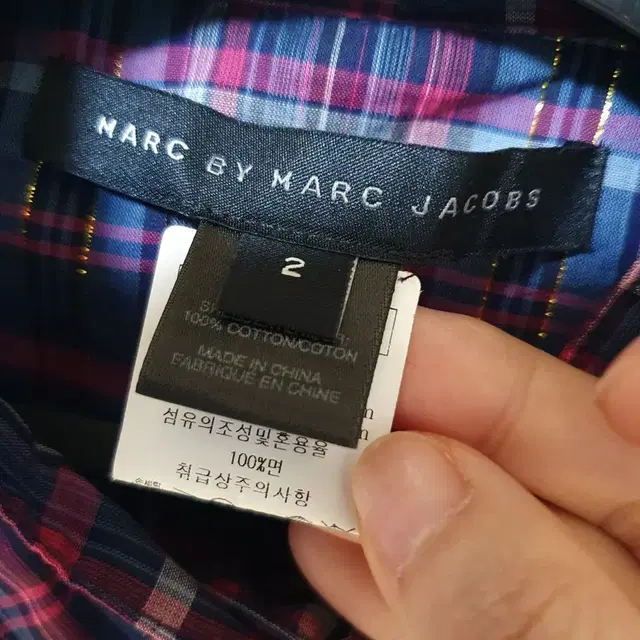 마크제이콥스 MARC JACOBS 퍼프 체크 블라우스