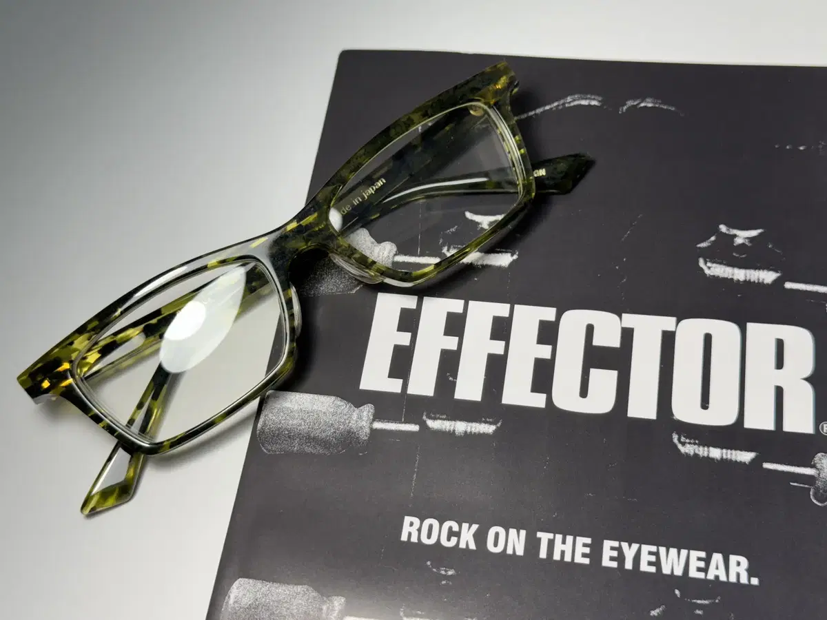 이펙터 EFFECTOR 일본 씬스퀘어 뿔테 안경 0080