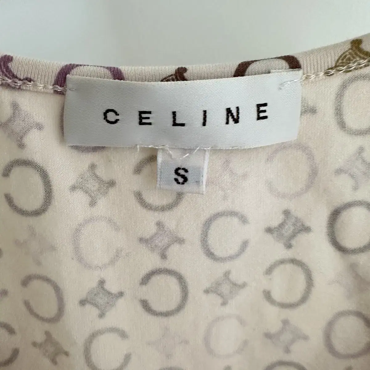 셀린느 celine 마카담 로고 나시 민소매 티셔츠