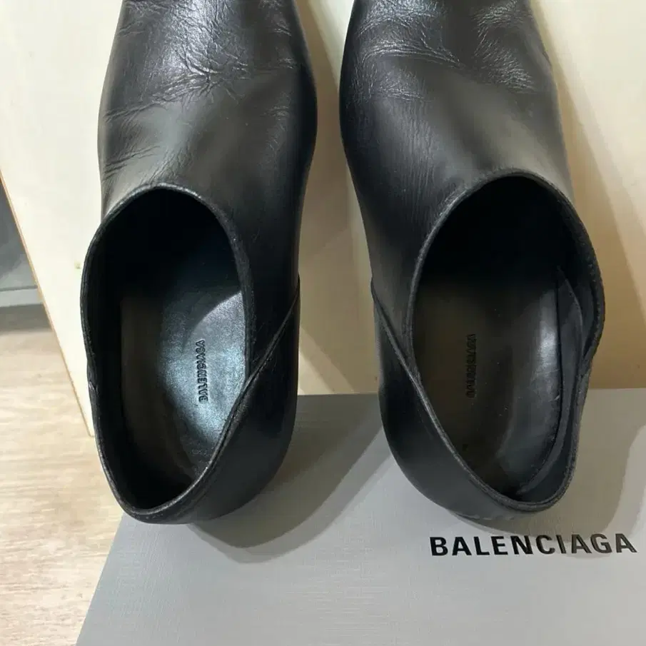 Balenciaga 24ss 서브웨이 로퍼