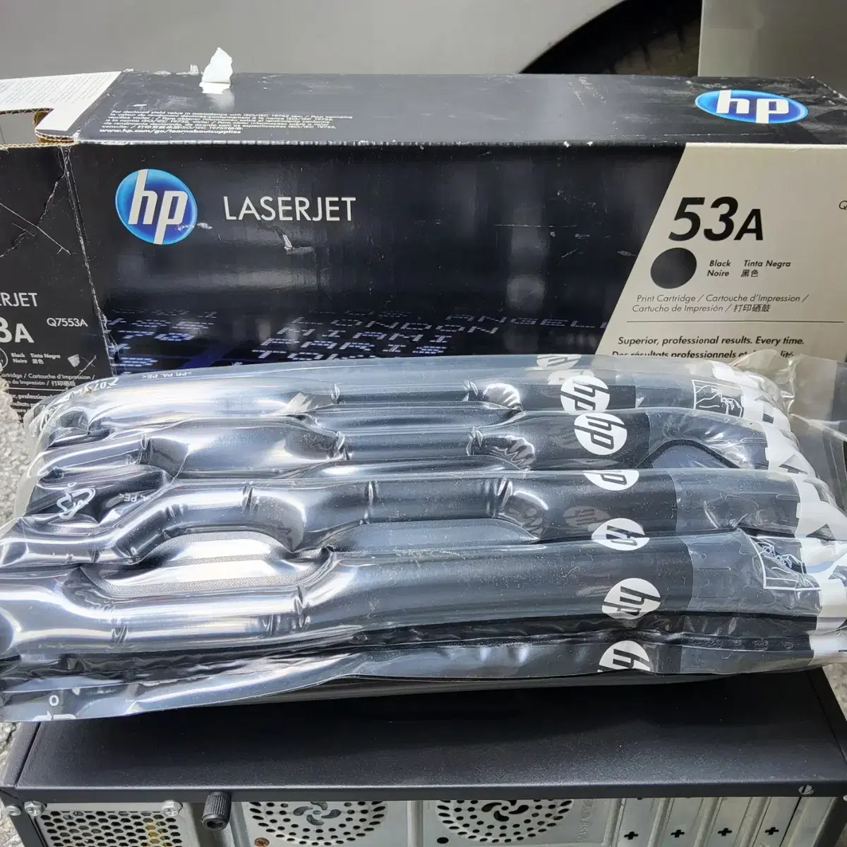 HP Q7553A 정품토너 팝니다.