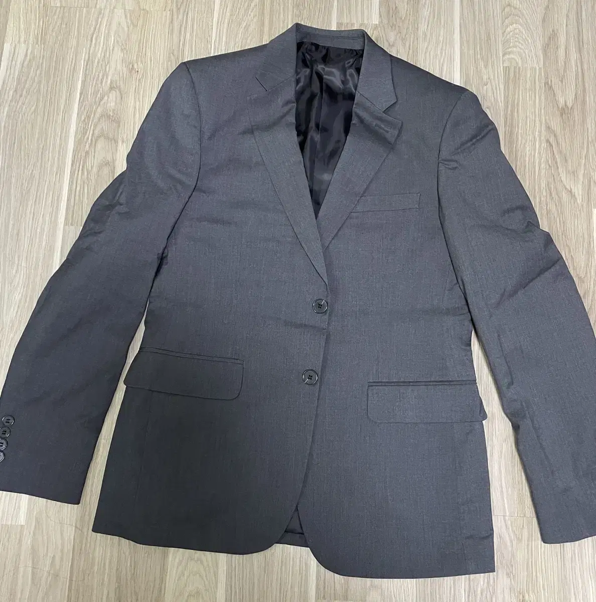 Men's suit set for all seasons