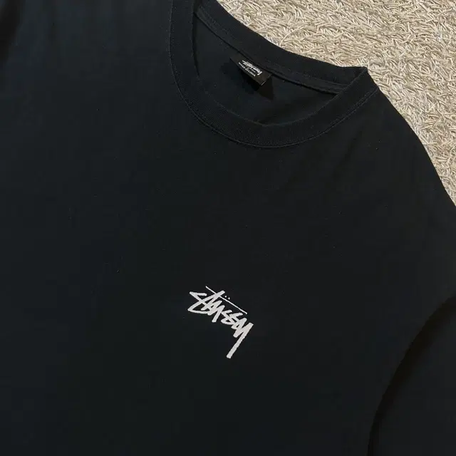 [L] 스투시 STUSSY 페어 오브 다이스 라벨 반팔 티셔츠 블랙