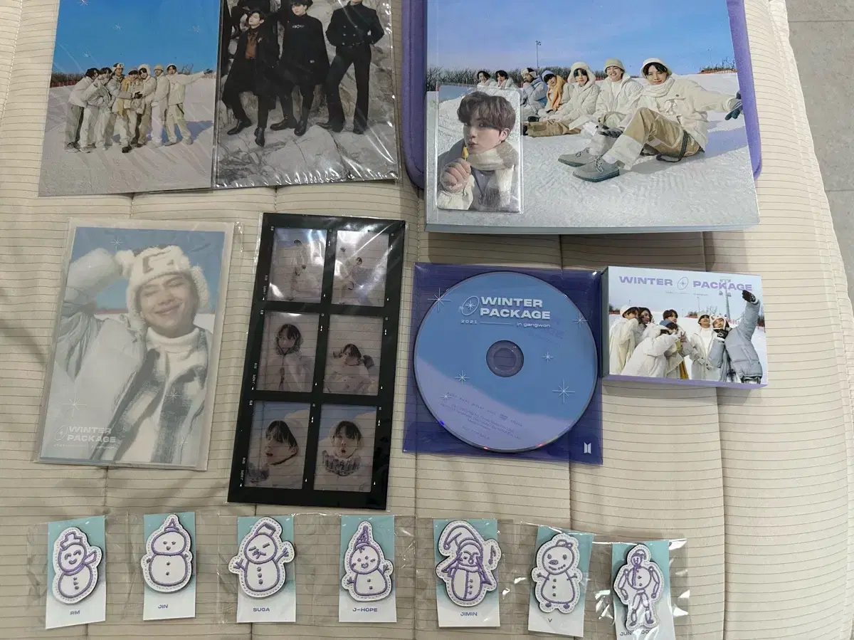 Bangtan Winter Package (Seokjin/Hoseok)