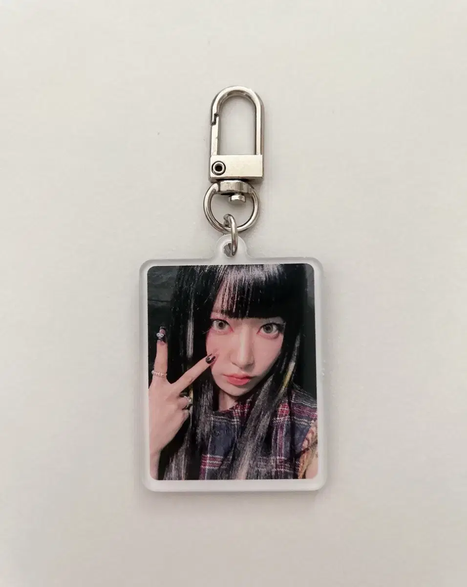 le sserafim weverse keyring