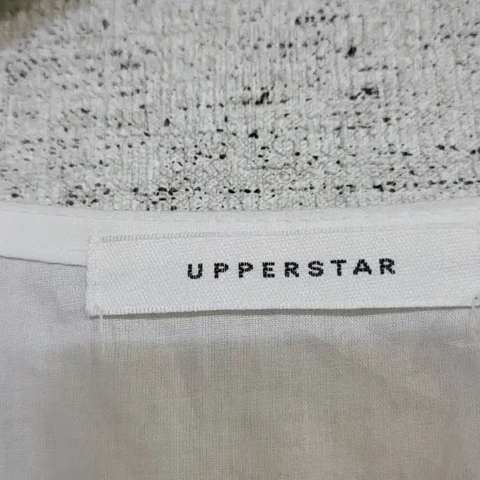 UPPERSTAR 아사면 랩스탈 블라우스(55-66)