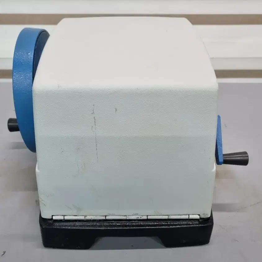 Reichert Jung 820 H Microtome 마이크로톰..