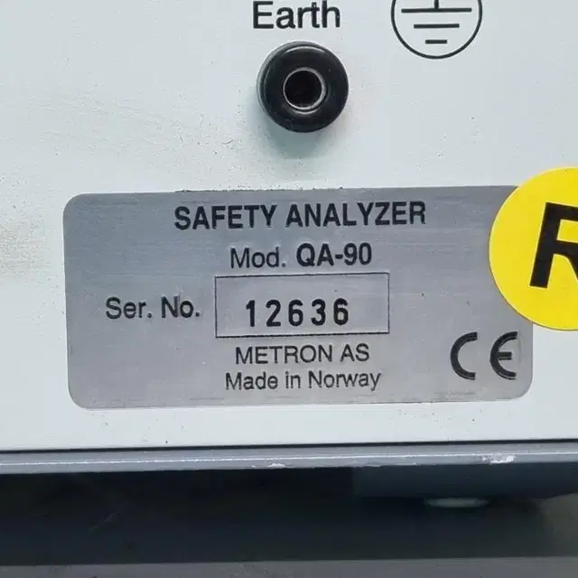 METRON QA-90 Mk II Safety Analyzer.