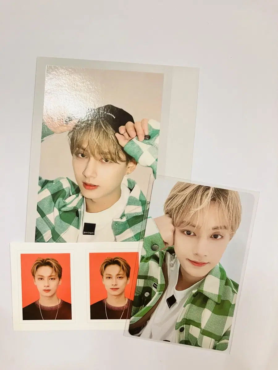 D)Seventeen 2022 seasons greetings jun set sold!