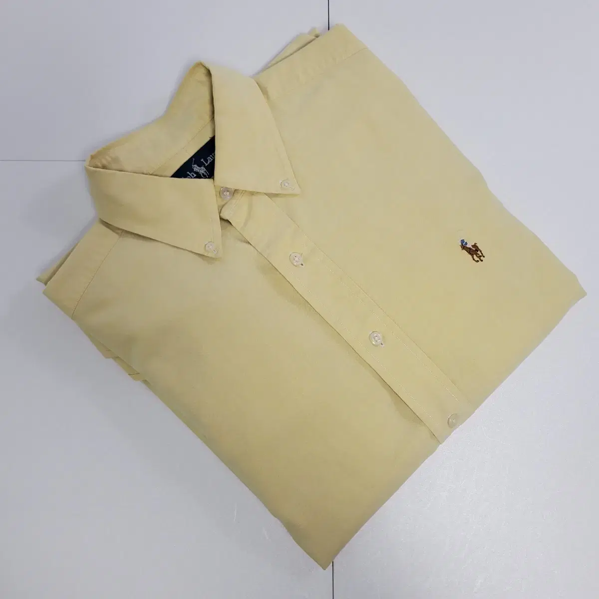 (CT193) Genuine M Polo Ralph Lauren Shirt. Polo