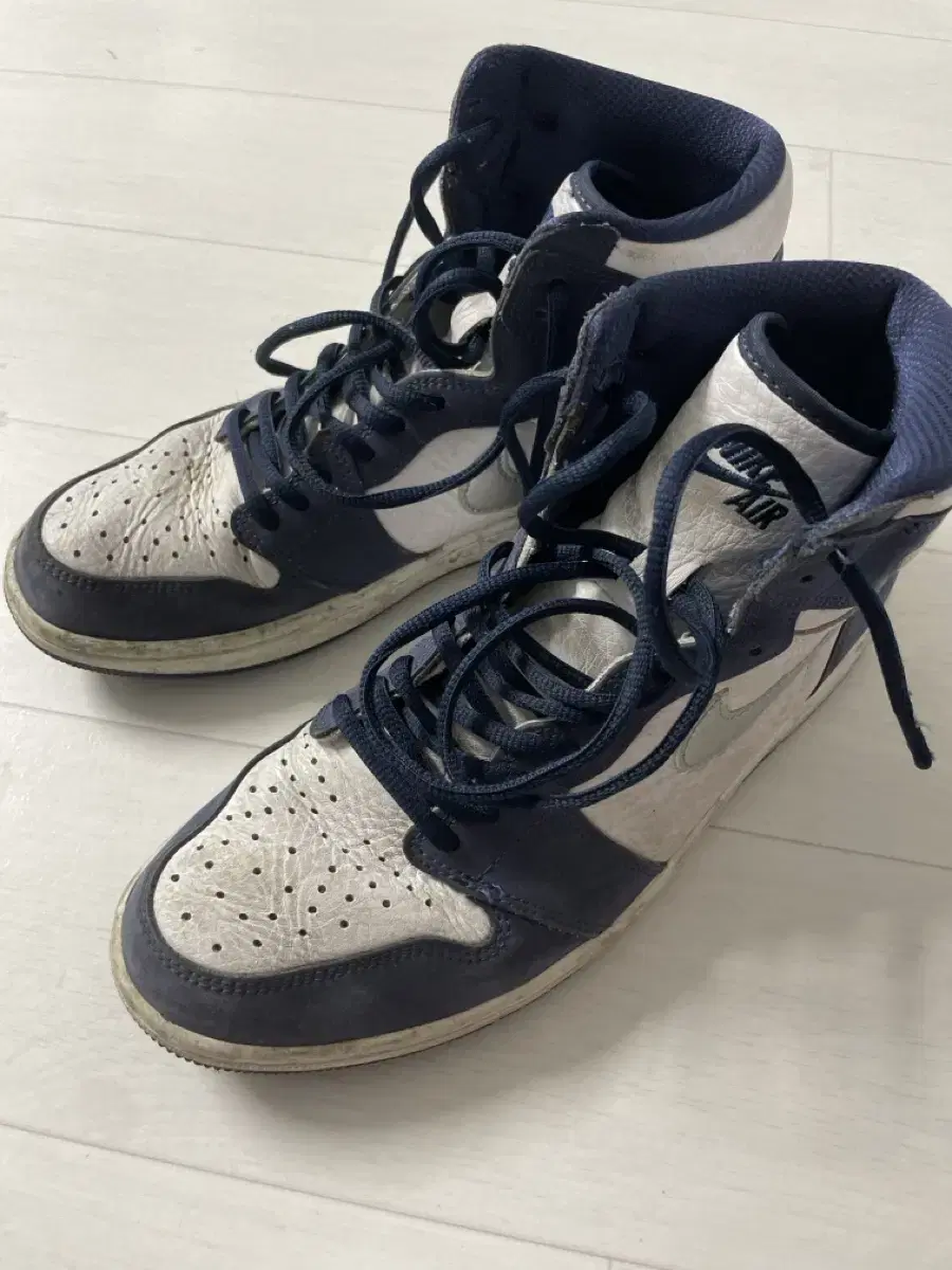 Jordan 1 Retro High OG CO.JP Midnight Navy