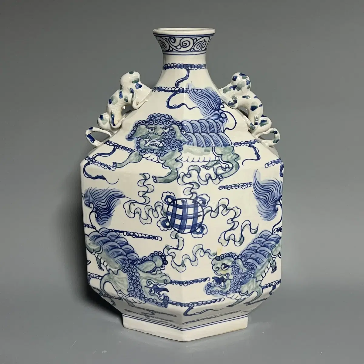 Qinghua White Porcelain Lion Gate Hexagonal Vase [Chinese porcelain]