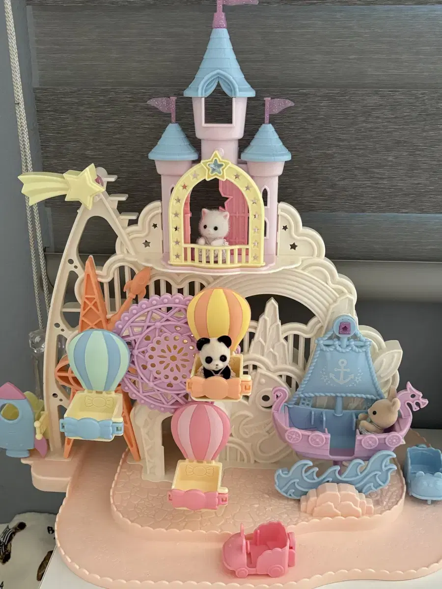 Sylvanian Amusement Park