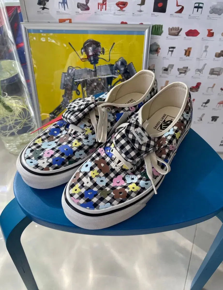 VANS SANDY LIANG 샌디리앙 어센틱 슈즈