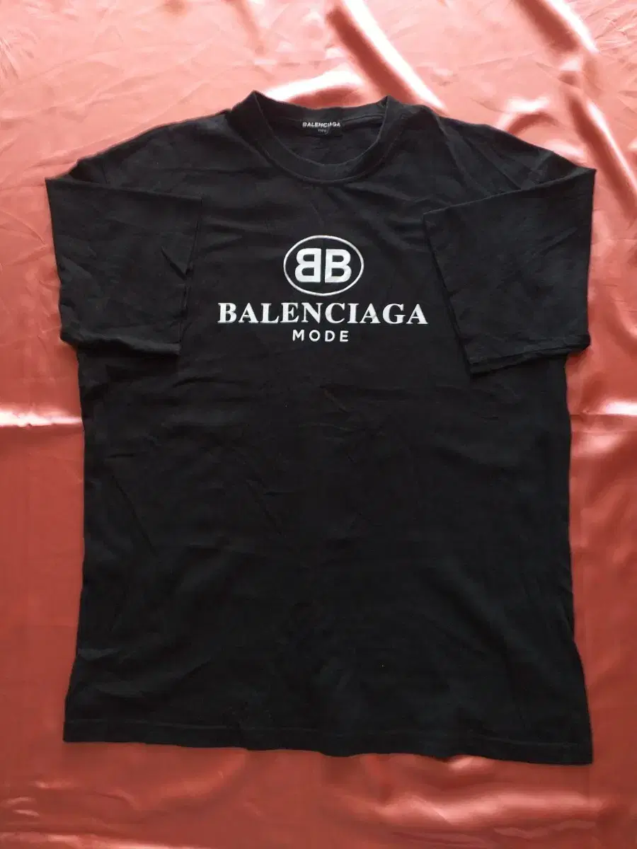 Balenciaga Round Tee Embroidered Logo Volcap Set