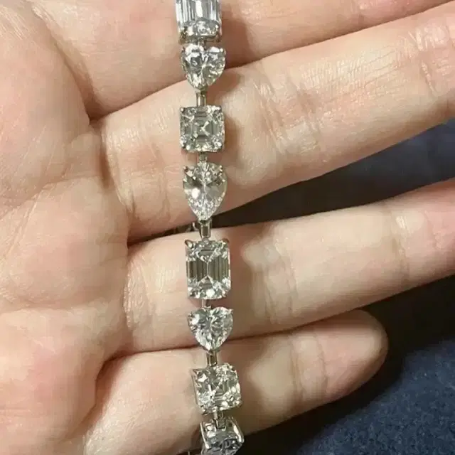 Multi shape Tennis Bracelet 새상품 드려요