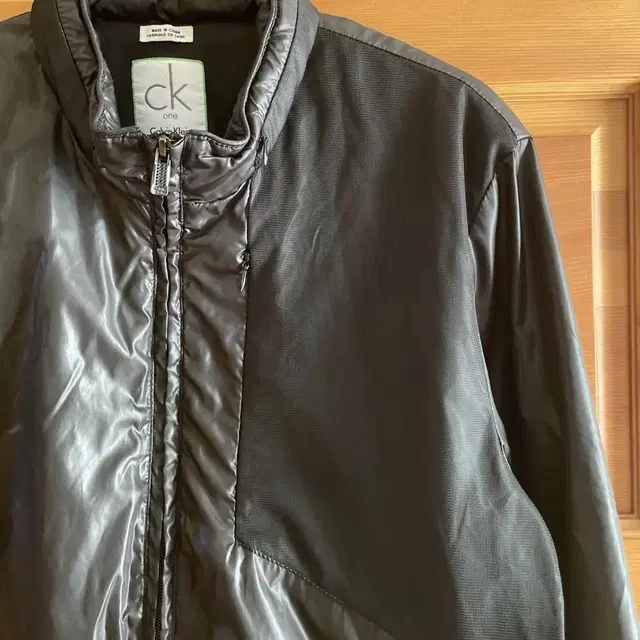 calvin klein technical shell jacket (M)