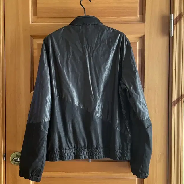 calvin klein technical shell jacket (M)