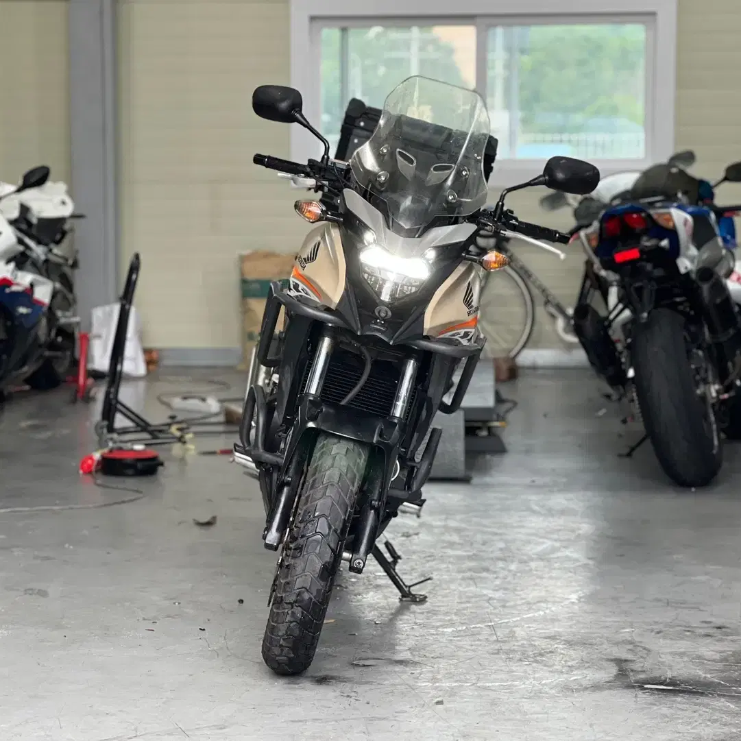 혼다 CB500X 16년식 2만키로 상태 최상급차량 판매합니다