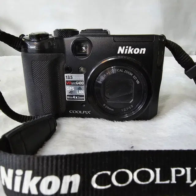 NIKON coolpix P6000