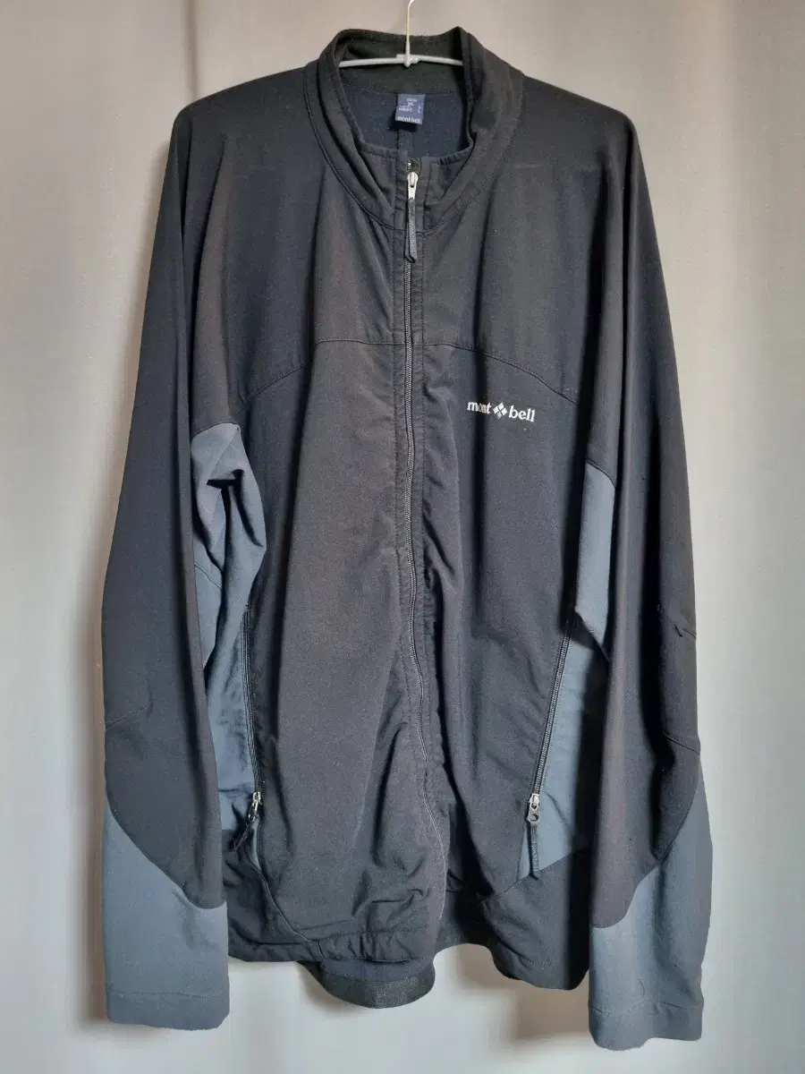 Montblanc Spring and Autumn Functional Zip-up Jacket
