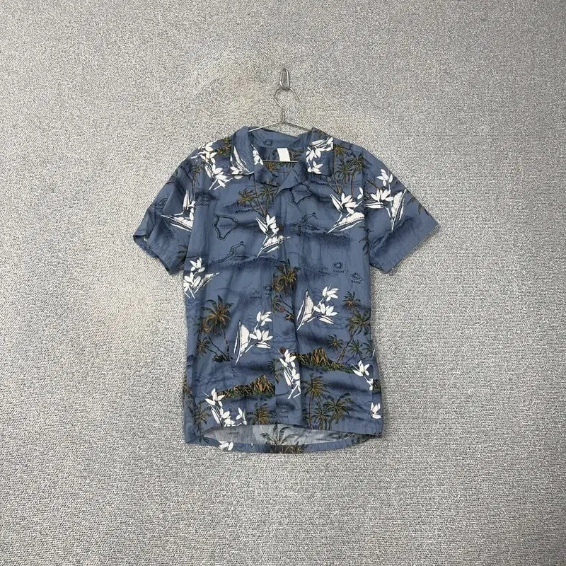 Tropical Hawaiian Shirt M